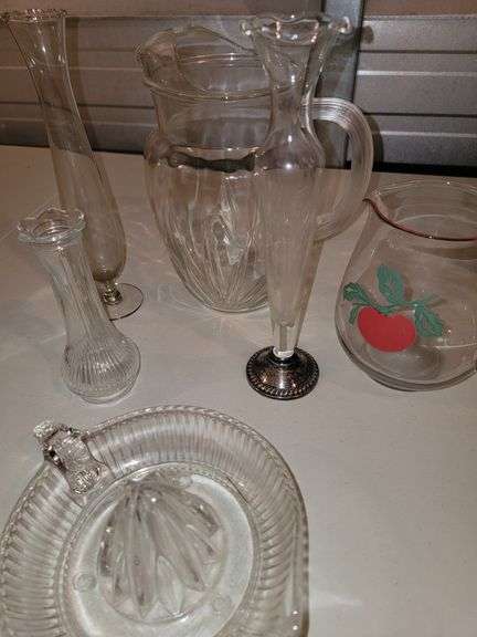 Juicer, 2 Glass Pitchers, Flower Vases