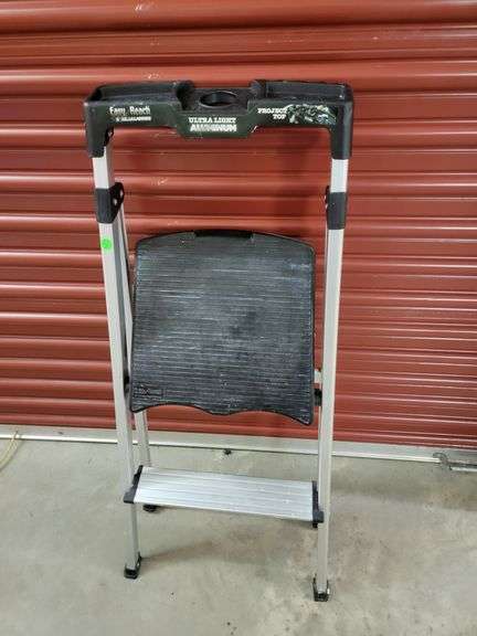 Small Step Ladder