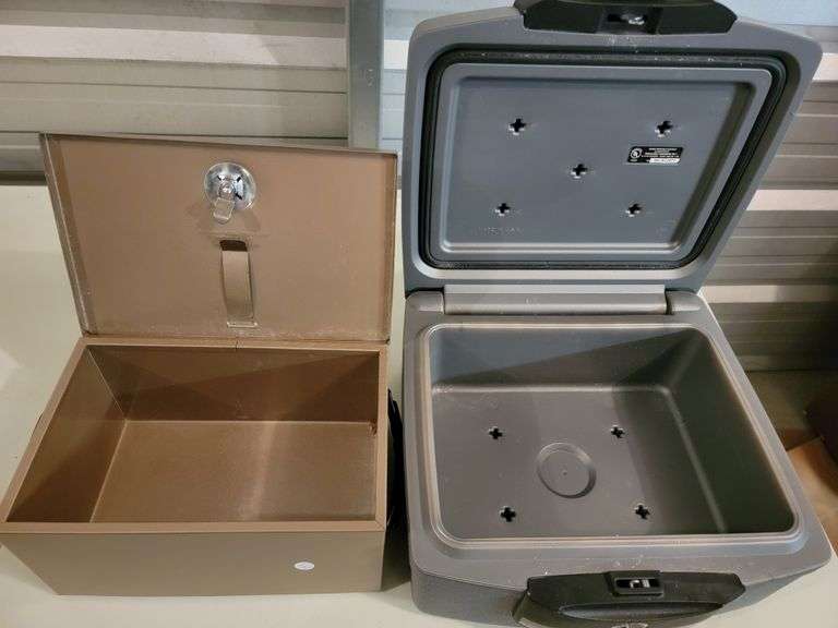 Sentry Safe plus lockbox
