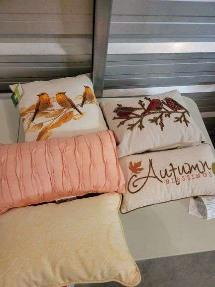 Decorative pillows
