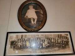 2 old photos, one from 1926
