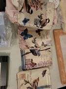 Small wooden display easels and picture frames