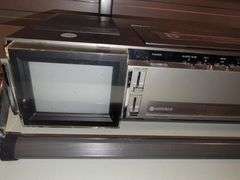 Hitachi VT-680MA Portable VTR