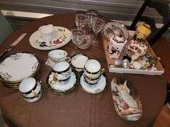 Fine China and Porcelain Items in the picture