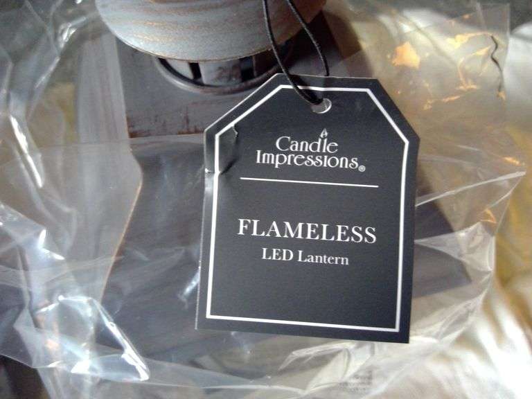 2 LED Lanterns