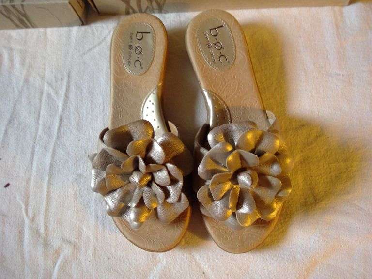B.O.C. Women's Shoes size 7