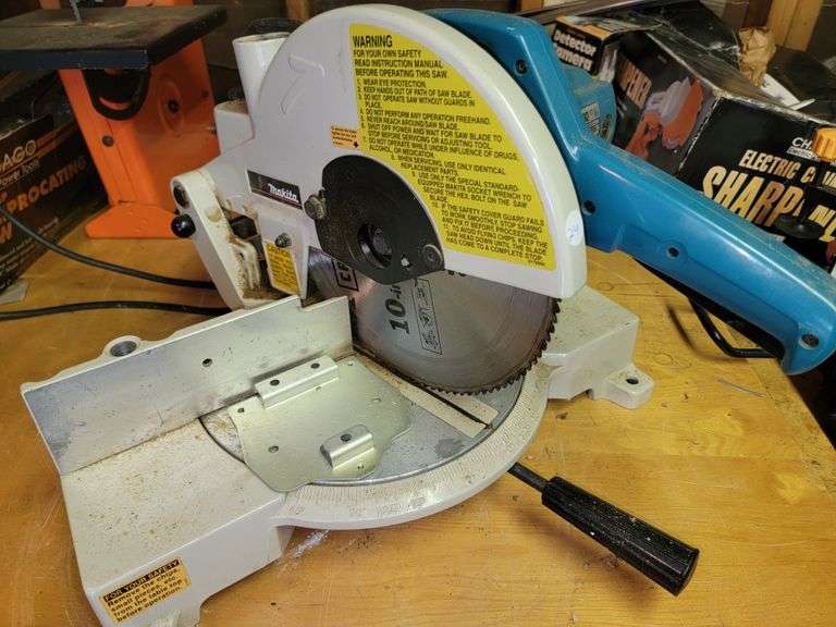 Makita 10" Miter Saw