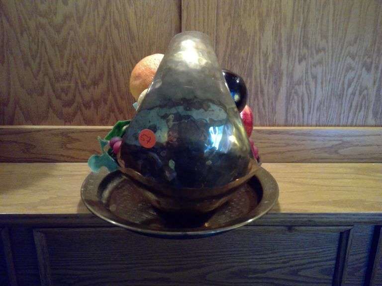 Brass Fruit Bowl, Platter with Fruit