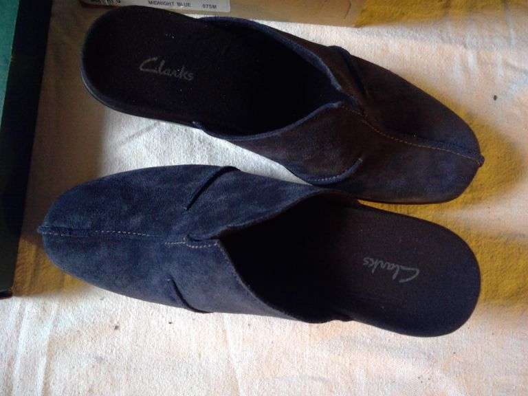 Clarks Women's Shoes size 7.5