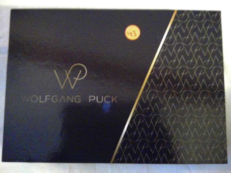 New Wolfgang Puck Knife Sets