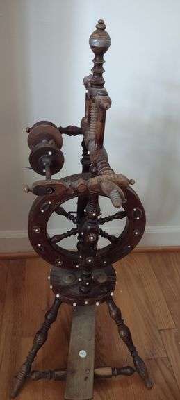 Antique Wooden Spinning Wheel