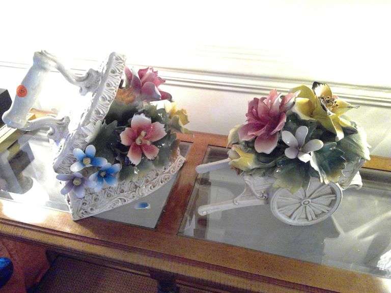 2 Decorative Porcelain Flower Pieces