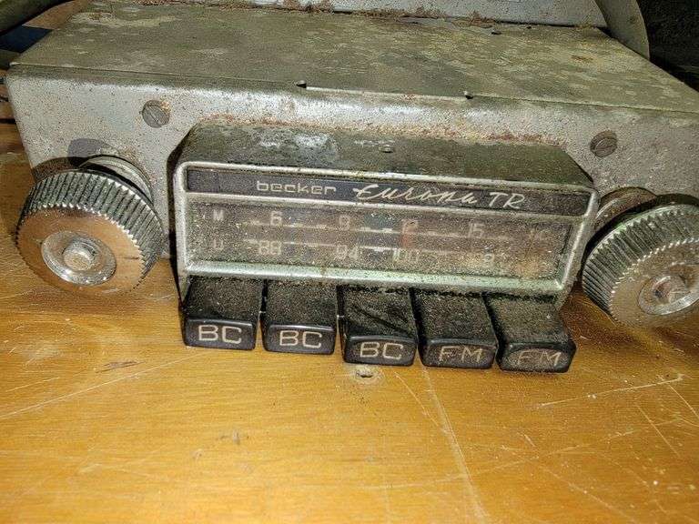 Old Car Radios, 8 Track