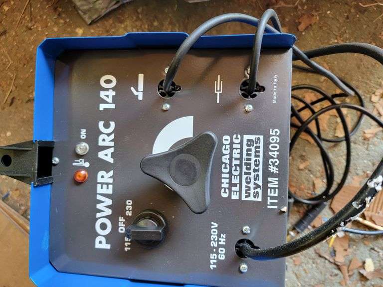 New Chicago Electric Power Arc 140 Welder