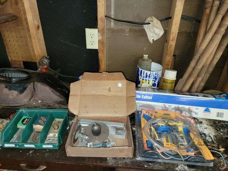 Vehicle Air Horn, Tile Cutter, Cast Iron Pan and more