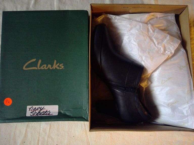 Clarks Women's Shoes size 7