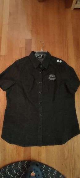 Harley Davidson Collared Button Shirt Med. Like New