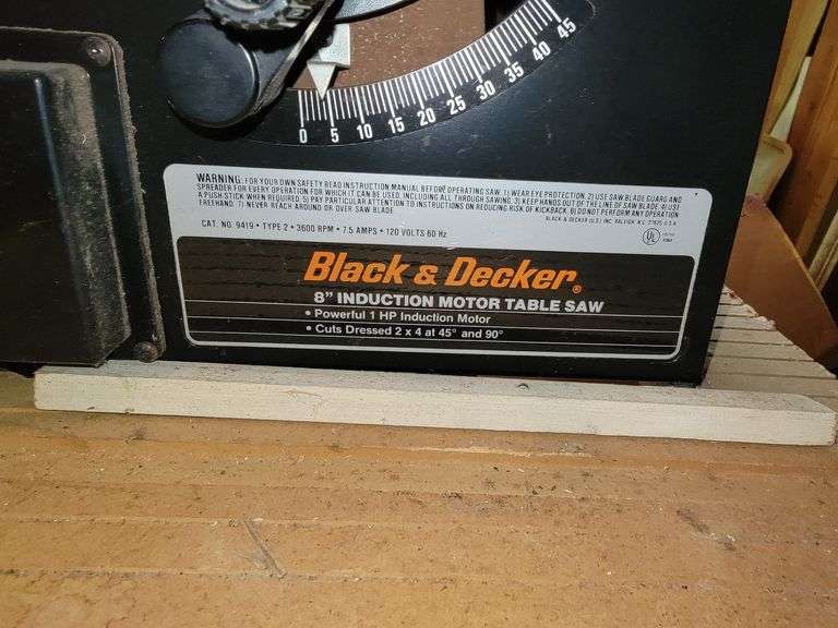 Black and Decker 8" Induction Motor Table Saw with stand