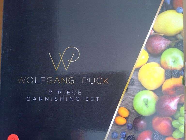New Wolfgang Puck 12 Piece Garnishing Set