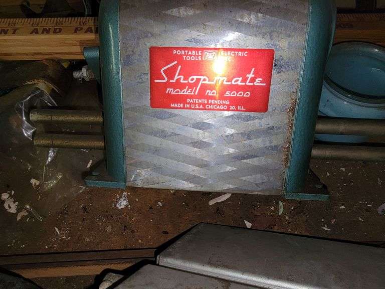 Shopmate model 5000 Lathe and items on the bench