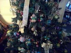 Full, Beautiful Decorated Christmas Tree