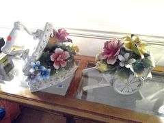 2 Decorative Porcelain Flower Pieces