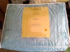 New Full/Queen Comforter Set