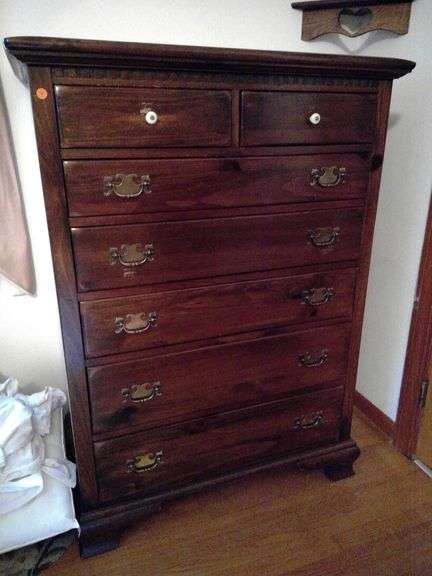 ETHAN ALLEN SOLID WOOD DRESSER