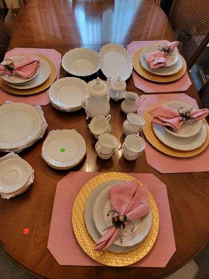 ELEGANT 8 PLACE FINE CHINA SETTING SOUTHINGTON BY BAUM MADE IN POLAND