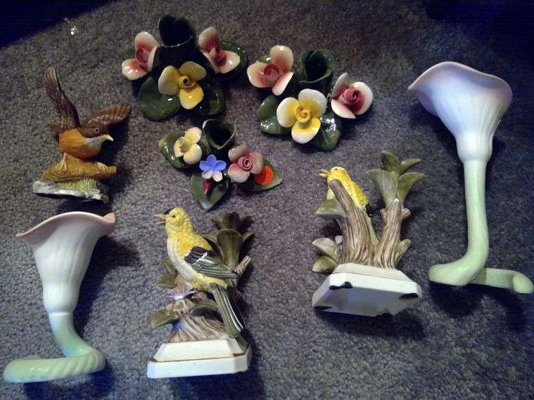 NUOVA CAPODIMONTE FIGURINES