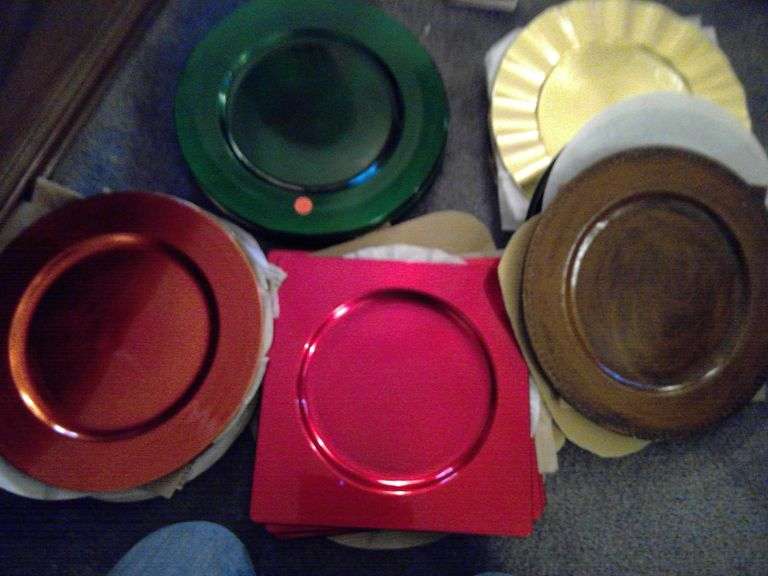 LOTS OF BRAND NEW CHARGER PLATES