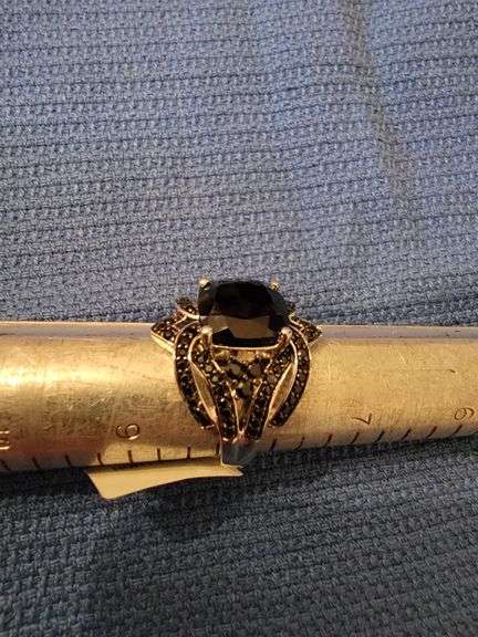 NEW STERLING SILVER LADIES RING SIZE 8