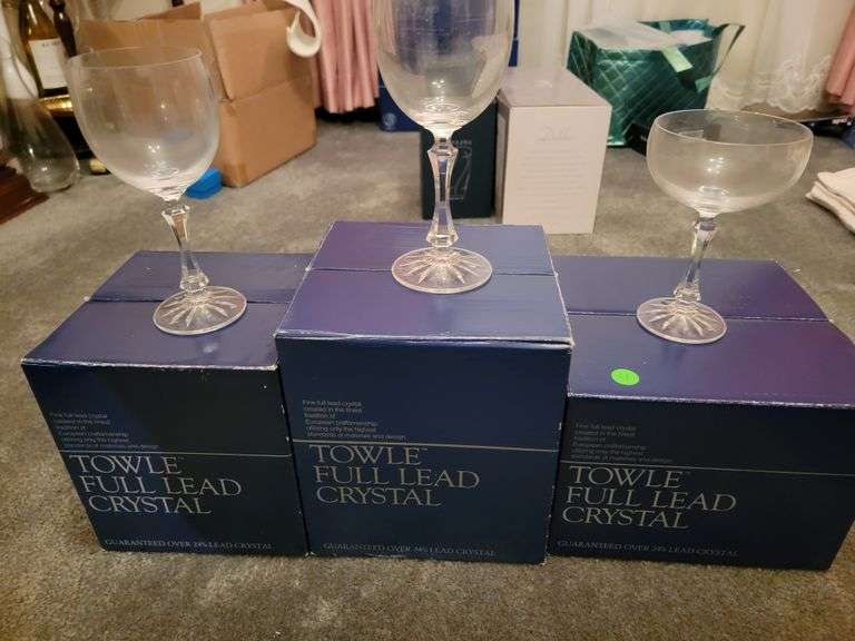 12 TOWLE FULL LEAD CRYSTAL WINE GLASSES