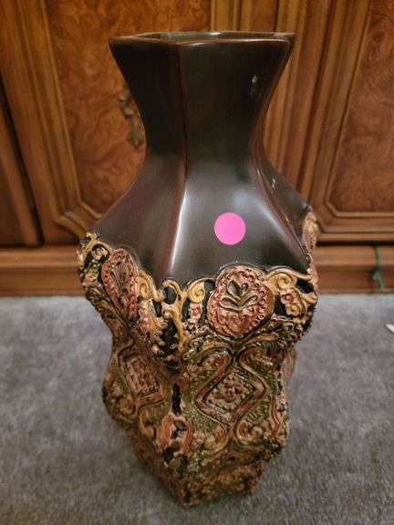 ORNATE VASE