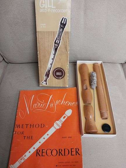 Gill Alto-f-recorder