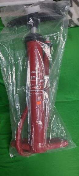 BRAVO High Volume High Pressure Hand Pump