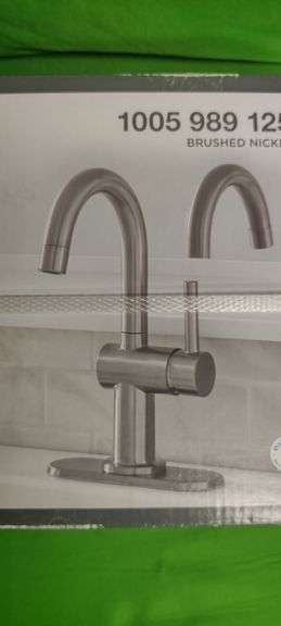 NEW Glacier Bay Bathroom Faucet