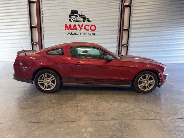 2010 FORD Mustang