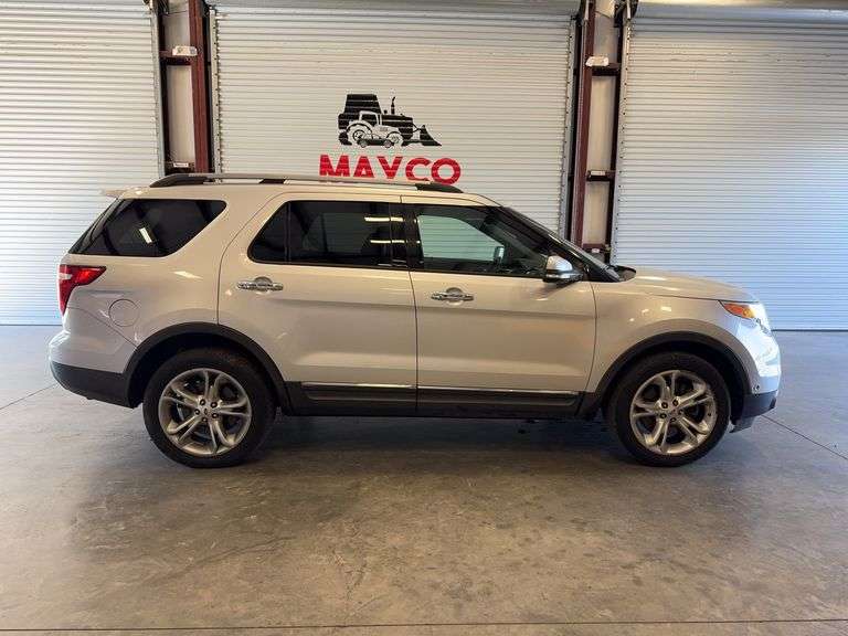 2015 FORD Explorer