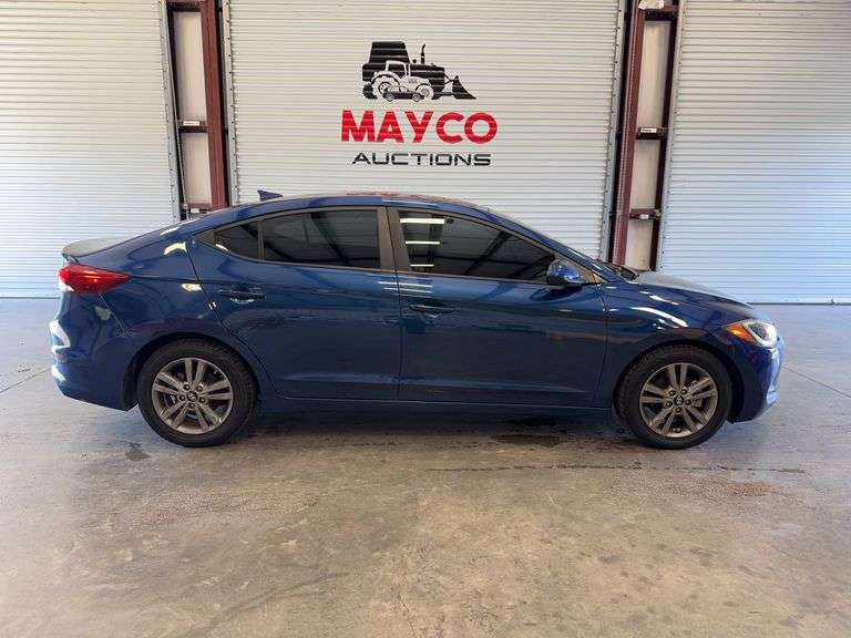 2018 HYUNDAI Elantra