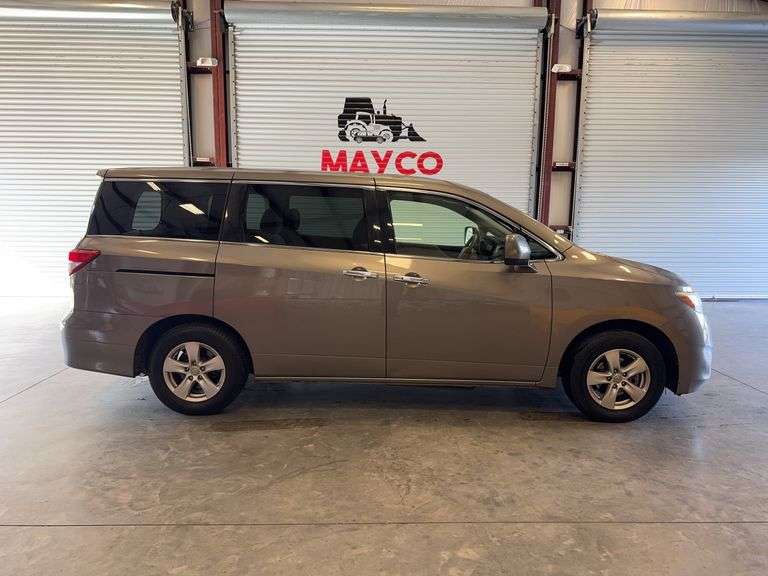 2014 NISSAN Quest