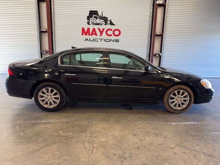 2010  BUICK  Lucerne
