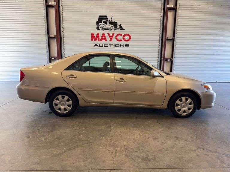 2002 TOYOTA Camry