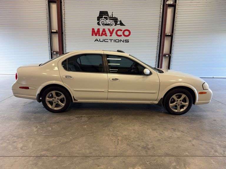 2000 NISSAN Maxima