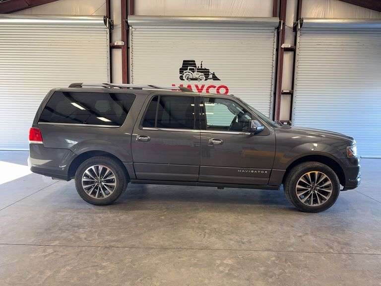 2015  LINCOLN  Navigator