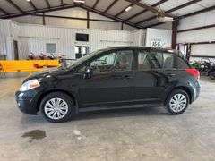2012 NISSAN Versa