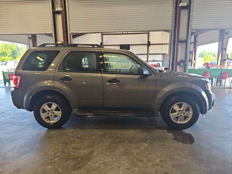 2011 FORD Escape