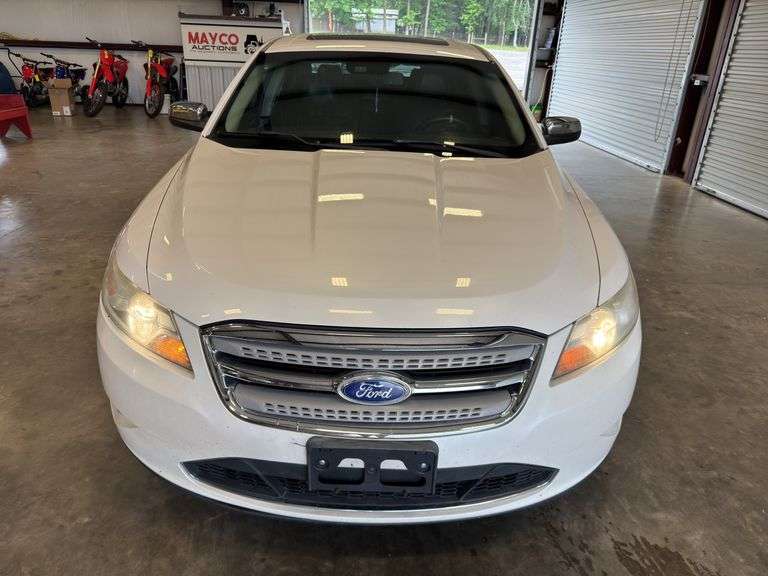 2012 FORD Taurus
