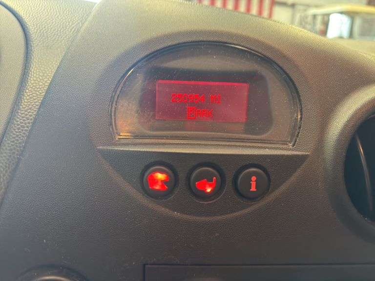 2005 PONTIAC Grand Prix