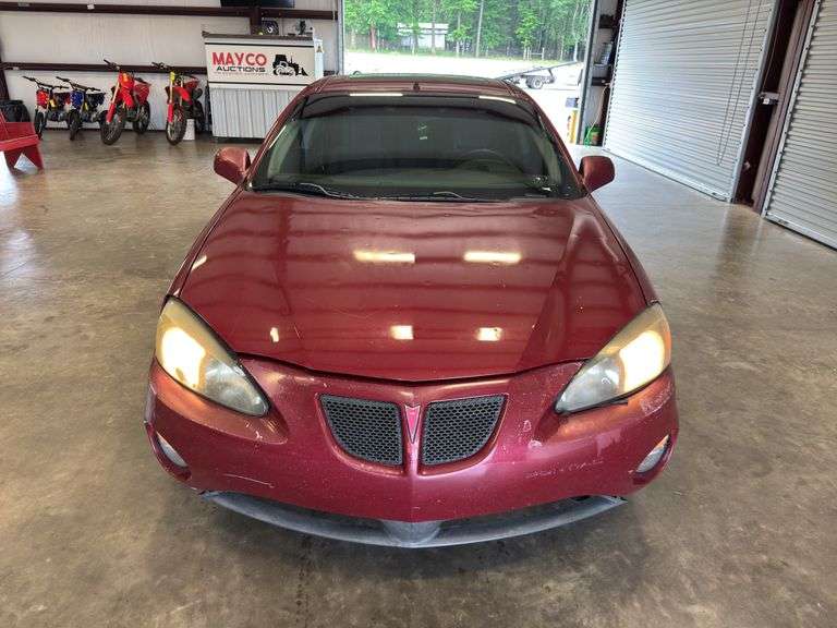 2005 PONTIAC Grand Prix